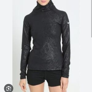 Nike Dri-Fit Fleece-lined Top, L